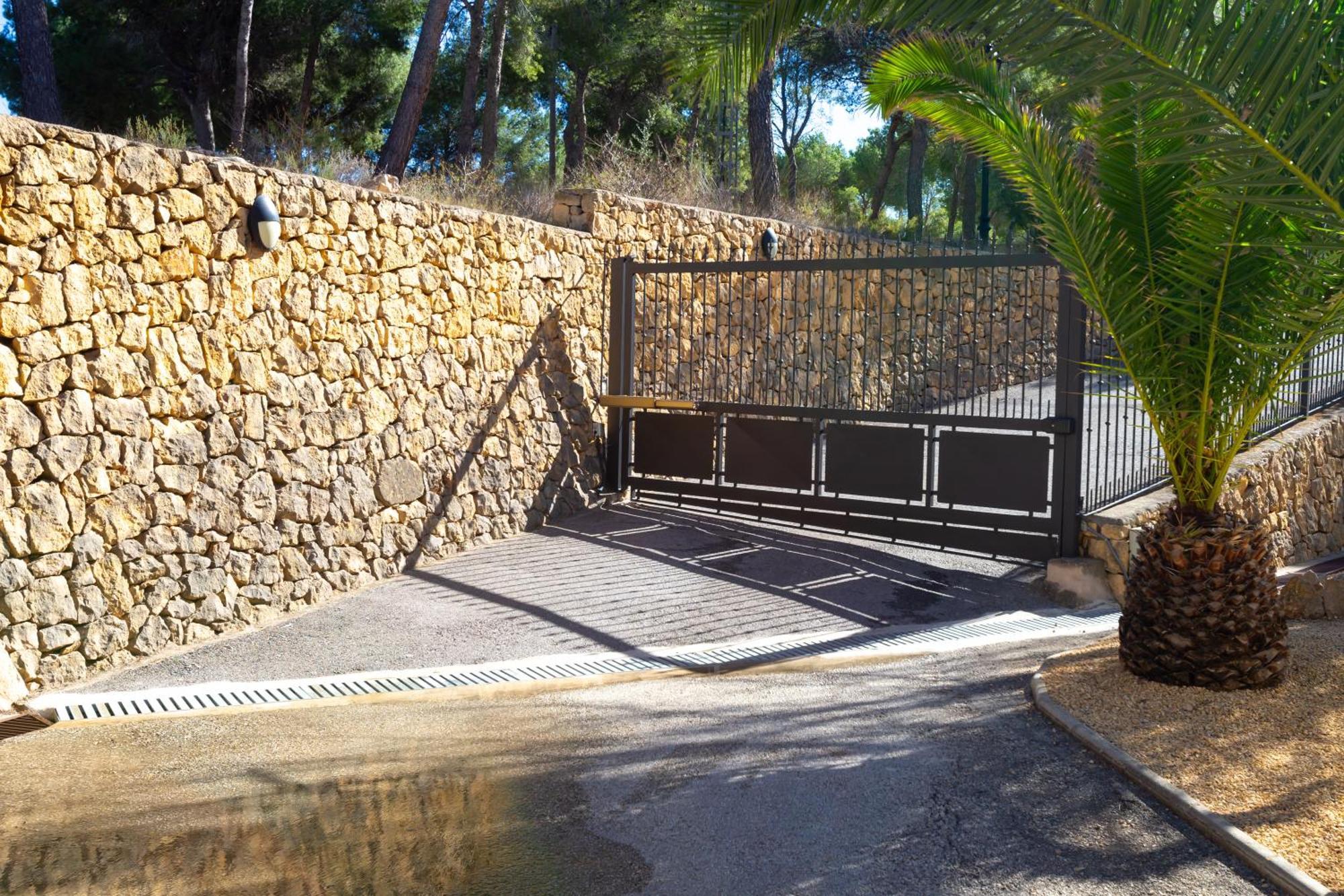 Apto Fully Equiped Con Piscina Y Gratis Parking Altea Luaran gambar